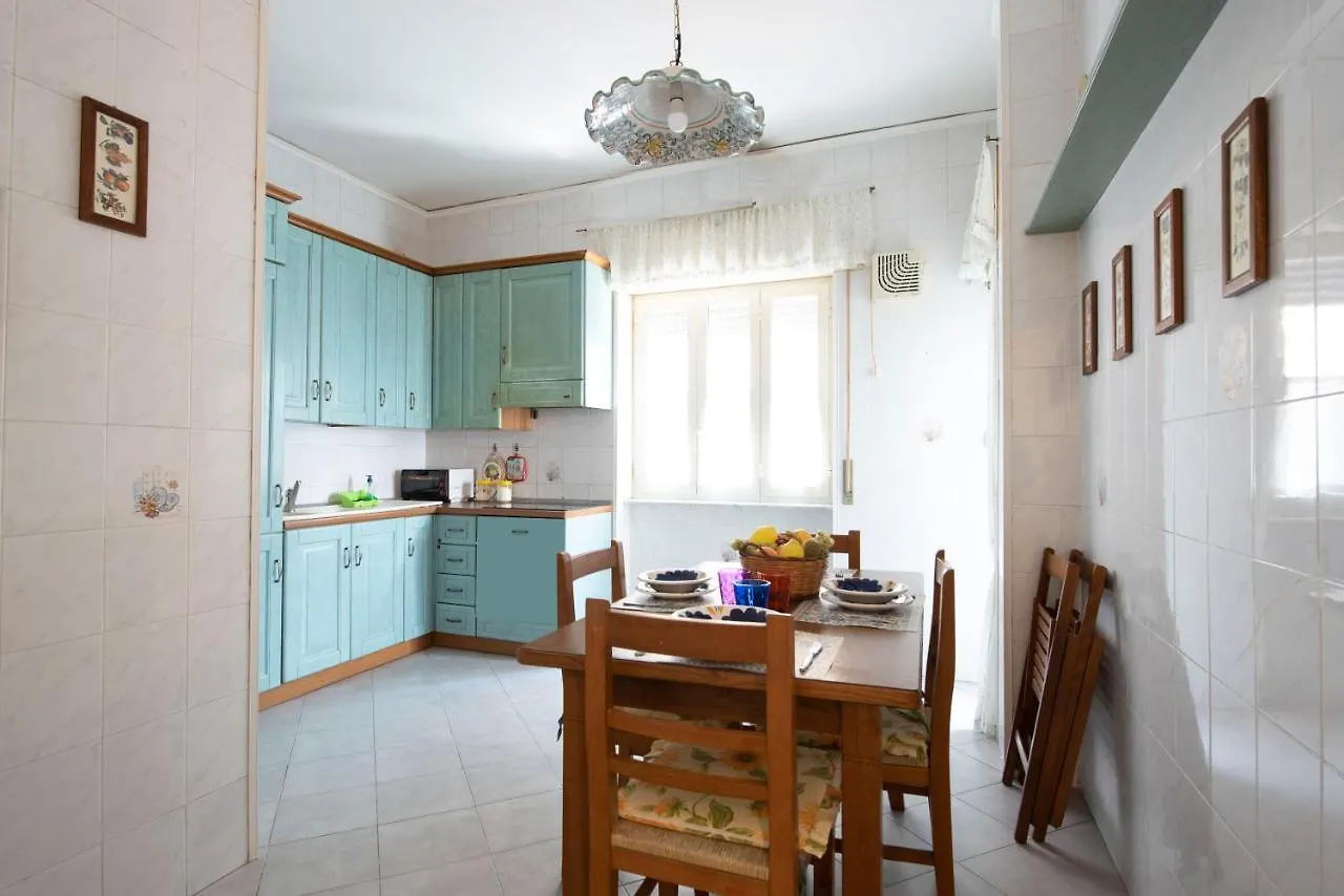 נאפולי Vomero Cilea House With Balcony 0*,  איטליה