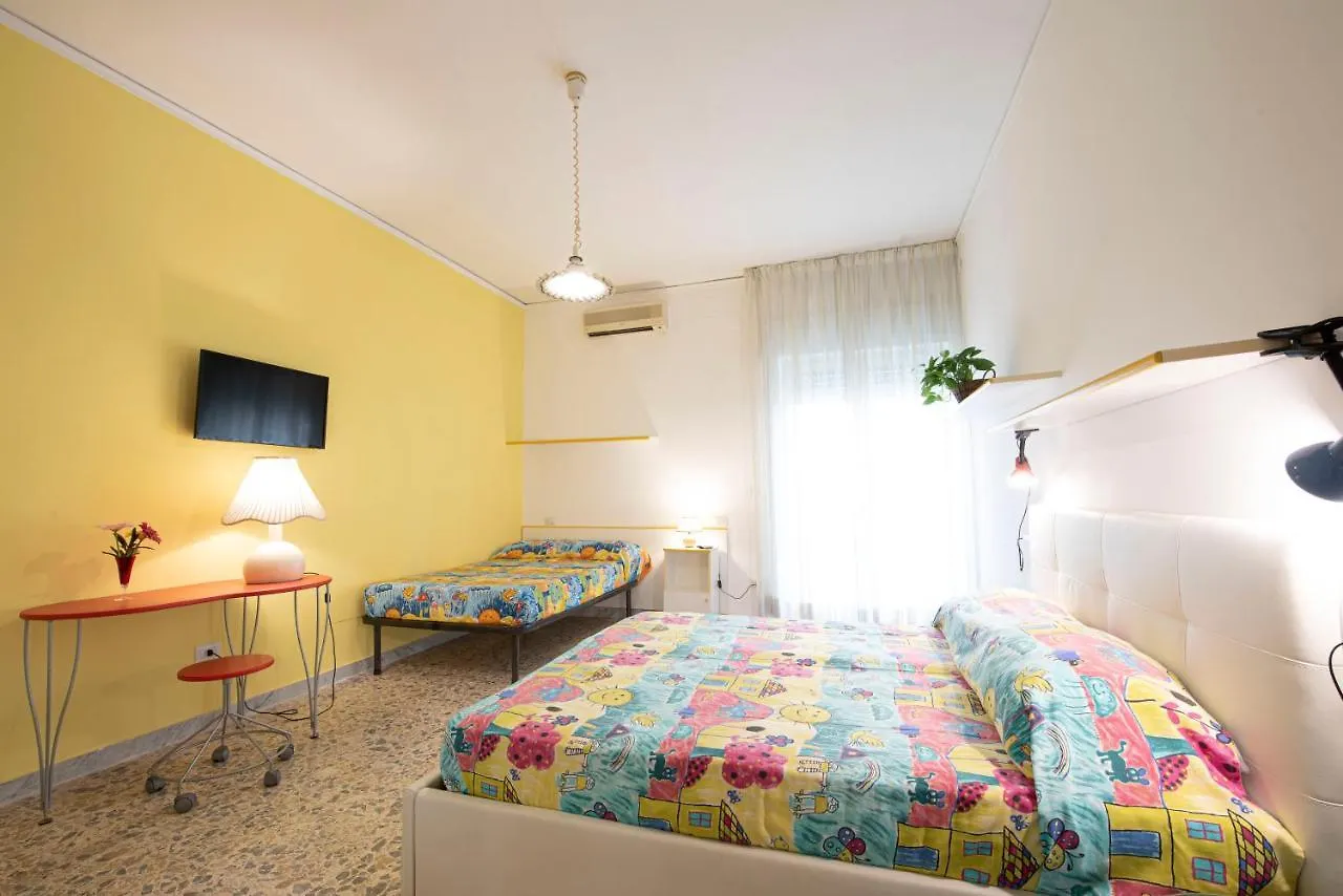 נאפולי Vomero Cilea House With Balcony