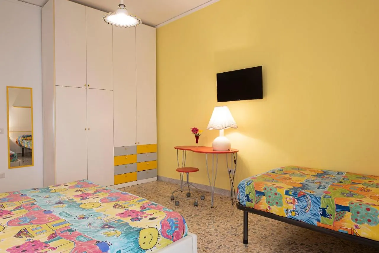 נאפולי Vomero Cilea House With Balcony דירה